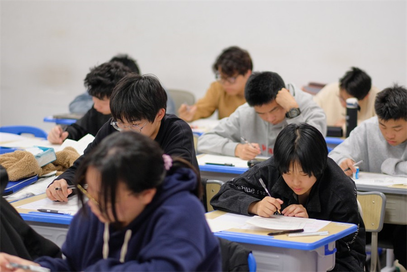 桂林七星高中冲刺学校-高中冲刺学校实体厂家